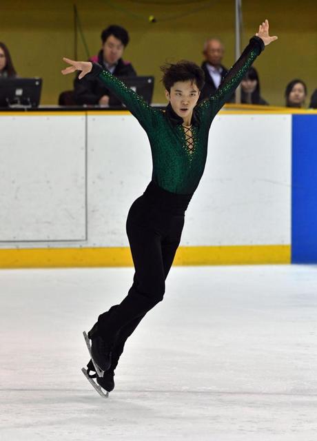 友野一希が高橋復帰戦で優勝「１人のスケーターとしては全然かなわない」