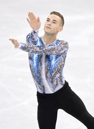 　平昌冬季五輪団体男子フリー　演技する米国のアダム・リッポン＝２月、江陵（共同）