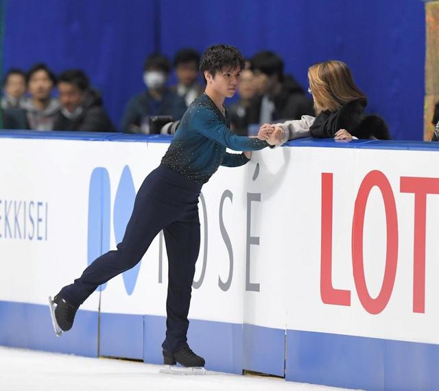 宇野昌磨、右足首捻挫の状況は？当初は「歩くことも難しかった」