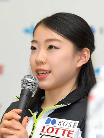 　会見する紀平梨花