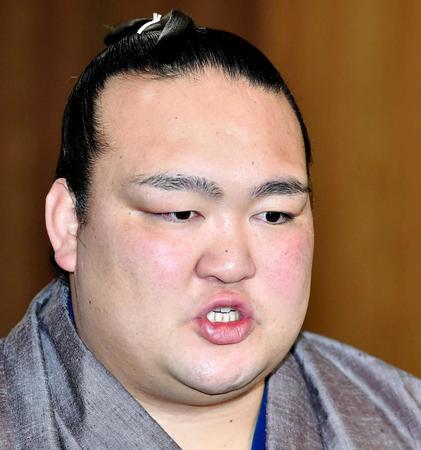 　初場所へ向け、力強く言葉を発する稀勢の里（撮影・中田匡峻）