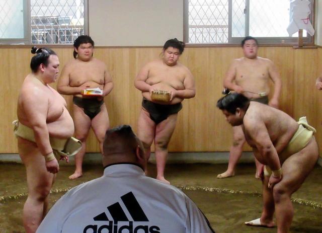 高安熱望　稀勢の里と“マンツーマン特訓”