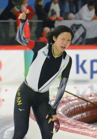 距離別スケートで高木美帆は６位 女子３０００Ｍ、サブリコバ優勝