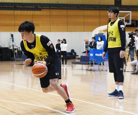 バスケ男子代表が合宿公開 Ｗ杯予選、比江島「自信ある」