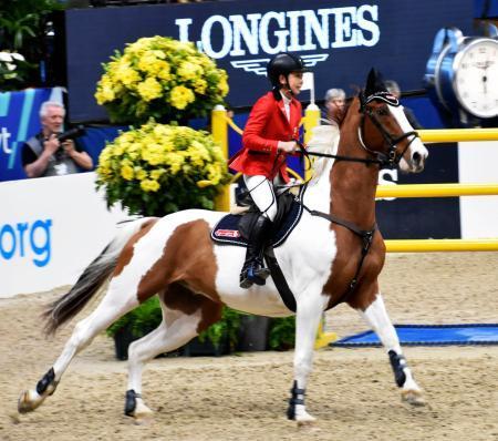 馬術、広田が女子初の決勝進出 Ｗ杯ファイナル