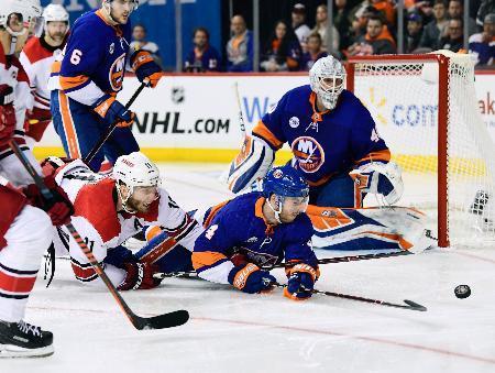 ＮＨＬ、ハリケーンズなど先勝 プレーオフ準決勝第１戦