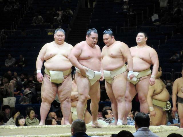 鶴竜が苦言「２０代がもっと稽古を」　申し合い７人中５人が３０歳超に嘆き節…