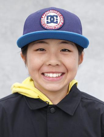 スケボー１２歳岡本が首位で決勝 デュー・ツアーの女子パーク