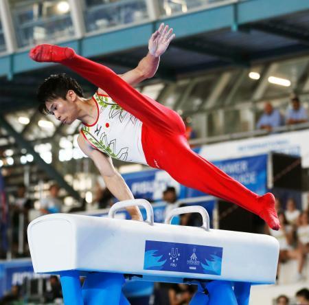 ユニバ、体操個人総合で萱が優勝 谷川は４位