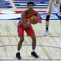 　サマーリーグ第２戦に出場した八村（撮影・小林信行）