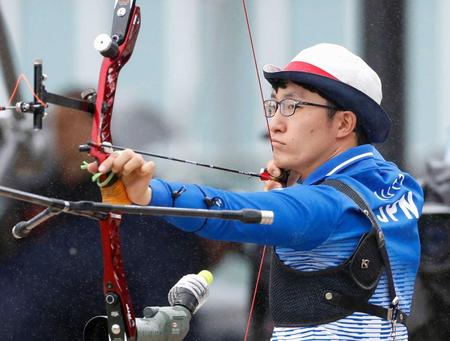 　狙いを定める武藤弘樹