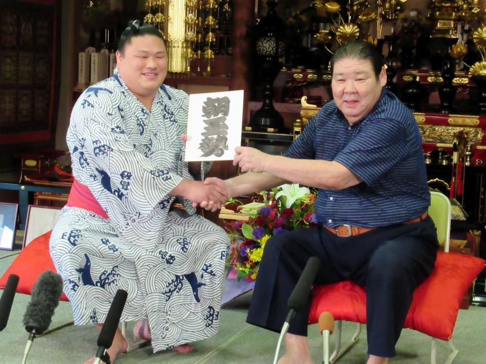 朝玉勢 魁勝が新十両昇進 朝玉勢 少しずつ実感がわいてきた スポーツ デイリースポーツ Online