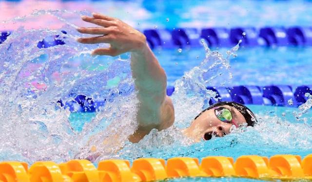 競泳・女子８００リレーが東京五輪出場枠獲得　混合リレー失格で慎重引き継ぎ心掛け