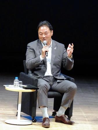 　ラグビーのプロリーグ構想を語った日本協会の清宮副会長