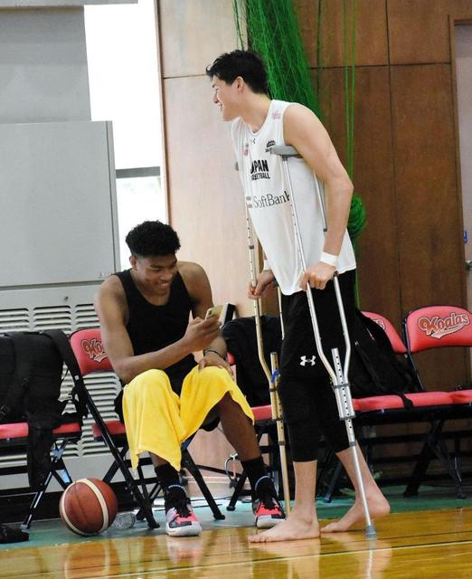 バスケ渡辺雄太、負傷の右足首は軽度のねんざ　日本協会が発表