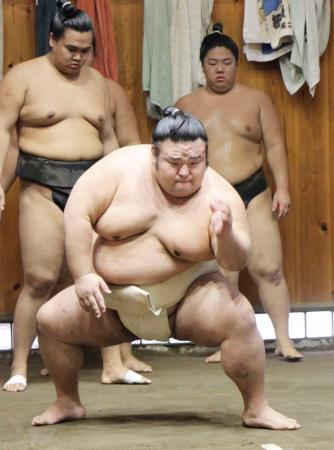 秋場所へ貴景勝「優勝したい」大関復帰に向け本格始動