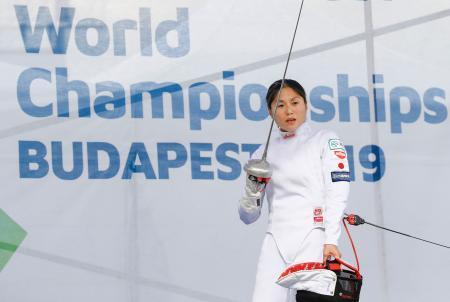 　女子決勝　フェンシングのボーナスラウンドに出場した島津玲奈。２３位に終わった＝ブダペスト（共同）