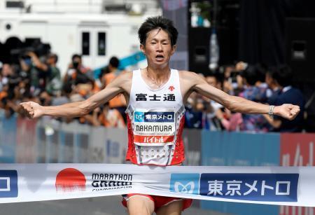 マラソン代表、男子は中村と服部女子は前田と鈴木、五輪選考会