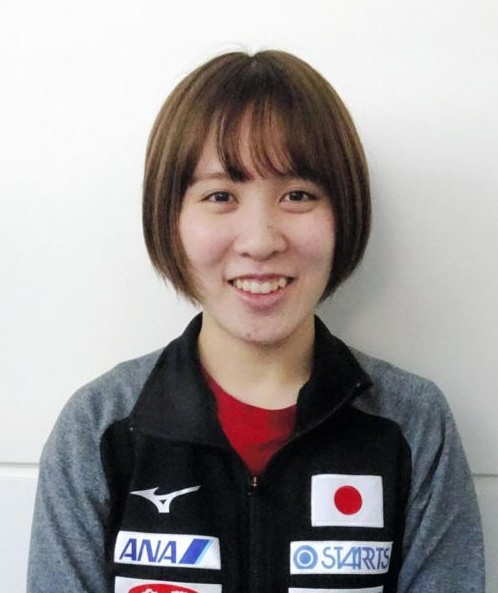 アジア選手権から帰国した平野美宇＝羽田空港