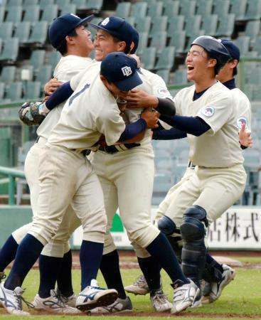 関西学生野球、京大が勝ち点１１０季ぶり、関学大破り２勝１敗