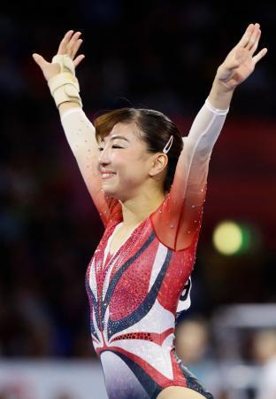 世界体操女子個人、寺本は１３位畠田瞳１７位、優勝は米国バイルス