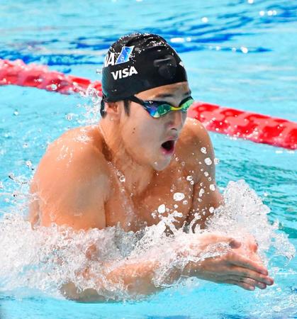 　公式練習する瀬戸大也