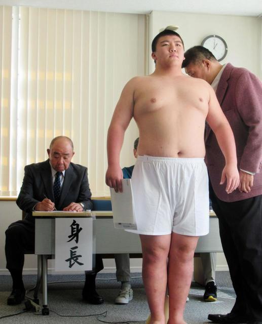 大鵬の孫・納谷幸成、しこ名は「夢道鵬」　兄と相撲道　新弟子検査で体格基準パス
