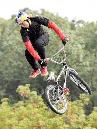 自転車、中村が５位で表彰台逃す世界選手権ＢＭＸパーク