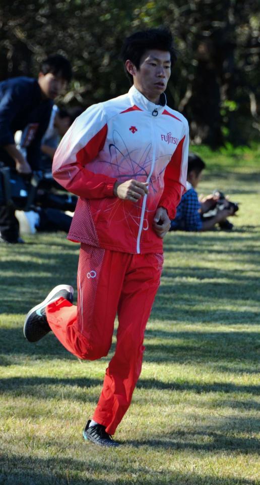 練習を公開した中村匠吾＝千葉県千葉市