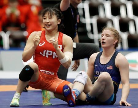 レスリング女子Ｗ杯、日本Ｖ５決勝で米国下す