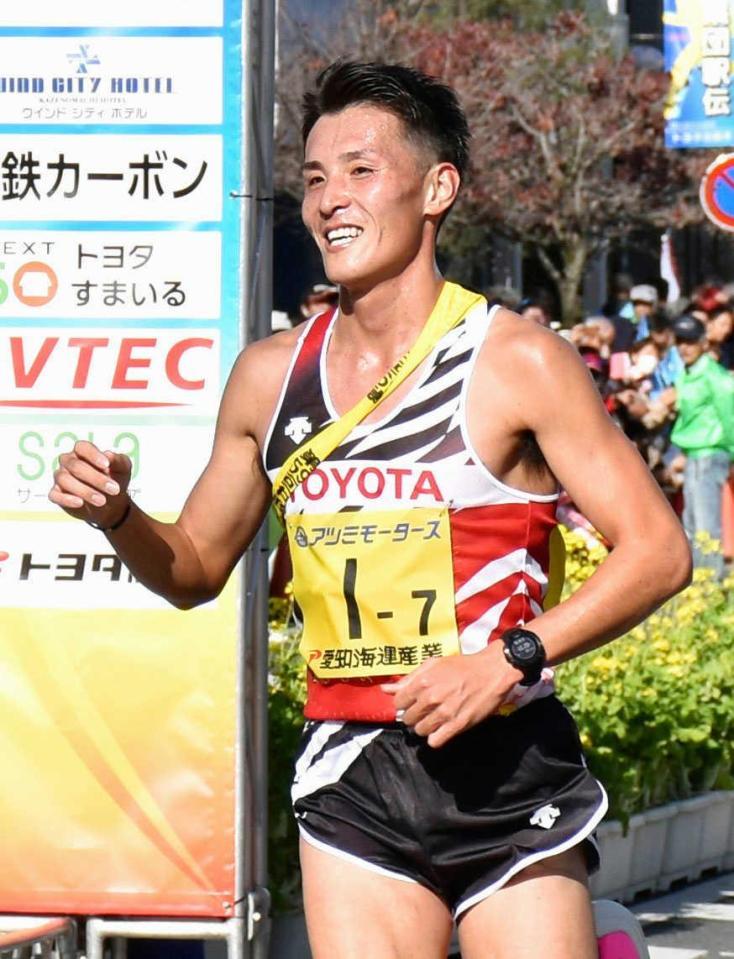 　トヨタ自動車のアンカー・服部勇馬