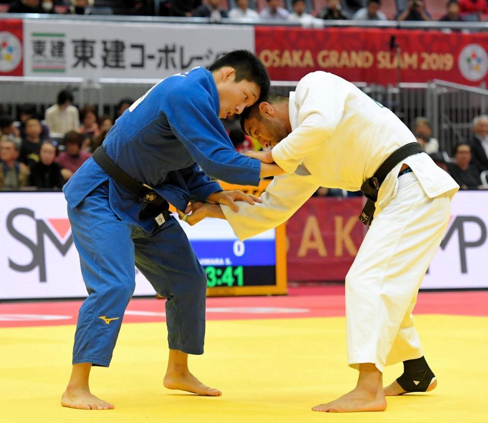 準々決勝で対決する藤原崇太郎（左）とサイード・モラエイ＝丸善インテックスアリーナ大阪（撮影・高部洋祐）