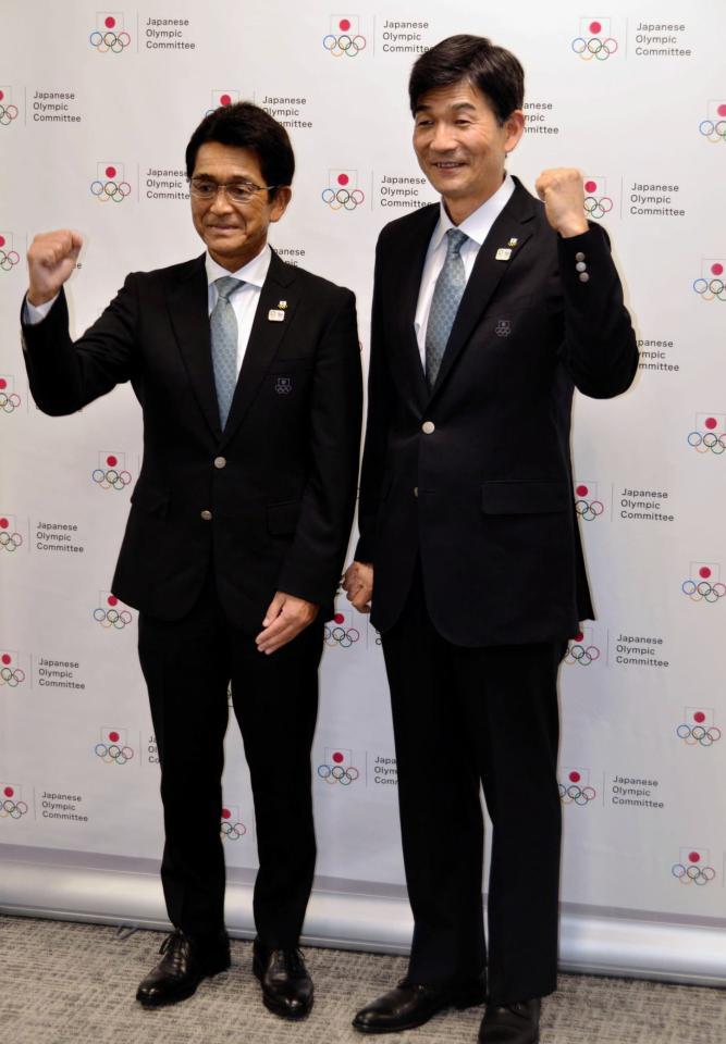 東京五輪日本選手団の団長に就任した福井烈氏（左）と、尾県貢氏（右）＝都内