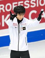 ＳＰに向けて気合の入る羽生結弦＝イタリア・トリノのパラベラ（撮影・堀内翔）