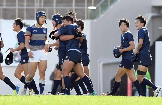 県浦和、花園初勝利　ほぼ全員ラグビー初心者の秀才軍団が聖地で魅せた