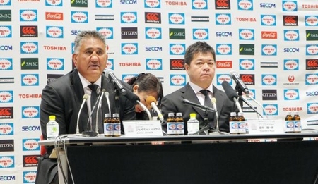 今後の15人制日本代表について語るジェイミー・ジョセフＨＣと藤井雄一郎強化委員長（右）