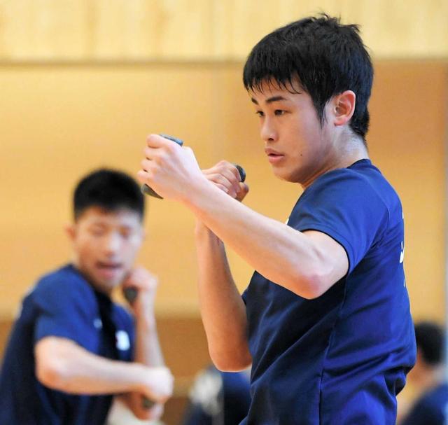 堤駿斗 笑わない男 稲垣啓太から 笑顔 のエール スポーツ デイリースポーツ Online 堤駿斗 笑わない男 稲垣啓太から 笑顔 のエール スポーツ デイリースポーツ Online