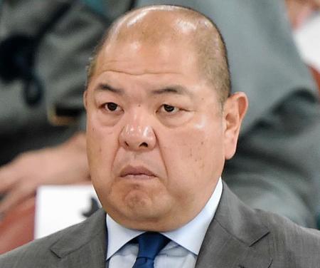 　八角理事長