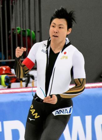 スケート高木美、新浜が総合首位小平２位、スピード世界選手権