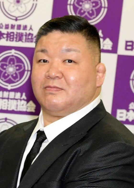 　高田川親方