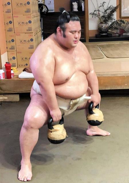 貴景勝、自信たっぷり「自分らしい相撲を」　ぶつかり稽古再開で下半身強化
