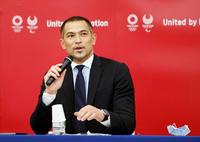 　東京五輪・パラリンピックの国内競技団体協議会後に、記者会見する室伏広治氏＝16日午後、東京都中央区