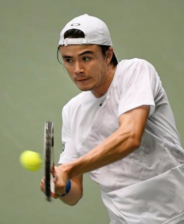 テニスの非公式大会開催、兵庫ダニエルら有力選手プレー