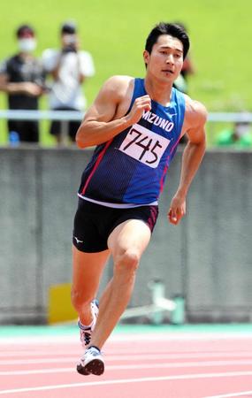 　２００メートル予選を走る飯塚翔太（画像提供ミズノ）