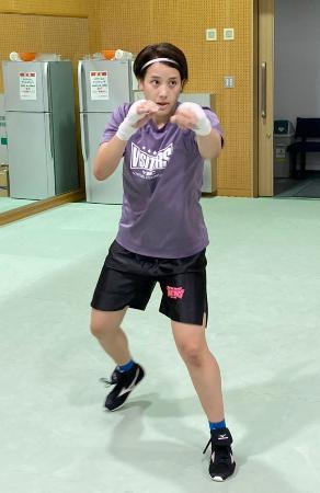 　ＮＴＣで特訓練習を行う東京五輪ボクシング女子ミドル級代表候補の津端ありさ（日本ボクシング連盟提供）
