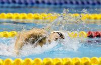 男子２００メートル自由形　力泳する松元克央（代表撮影）