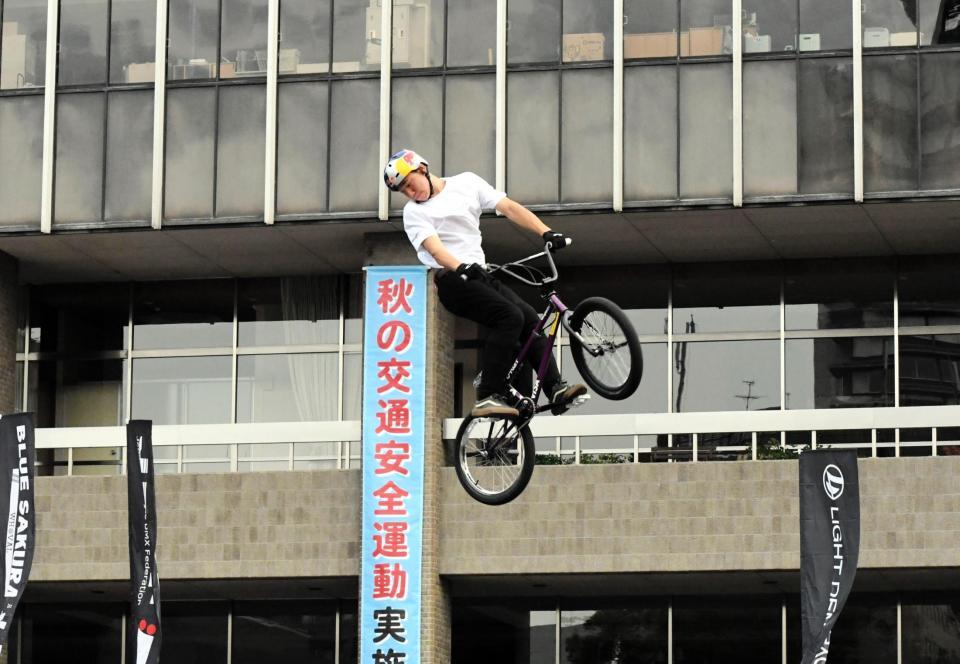 初公開の新技を決めて優勝した中村輪夢