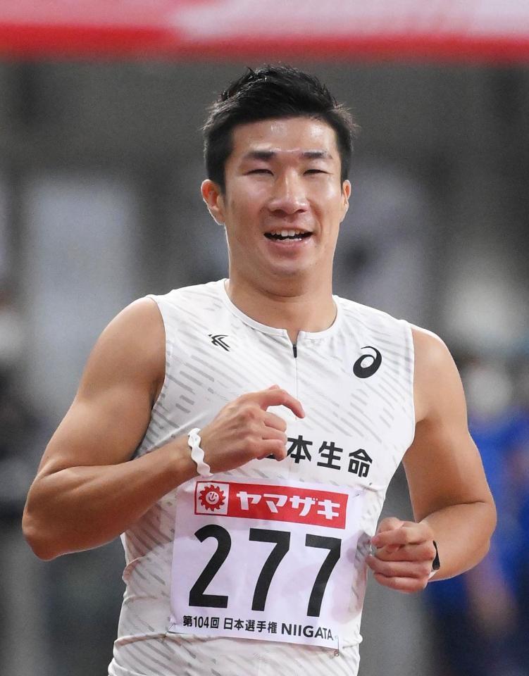 　男子１００メートル準決勝、余裕の表情でゴールする桐生祥秀