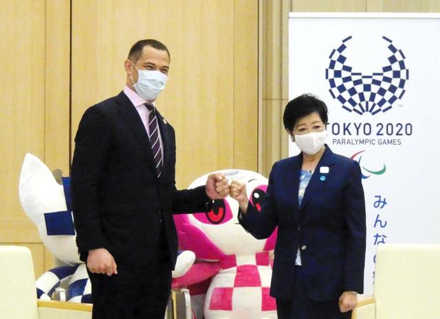 スポーツ庁・室伏長官、小池知事を訪問「今後も支援したい」　東京五輪へ連携確認