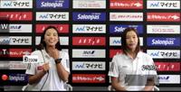 今季に向けて意気込む坂口佳穂（左）と村上礼華（右）＝ｚｏｏｍ画面より